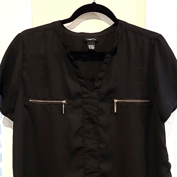 Black sheer blouse - Picture 4 of 5